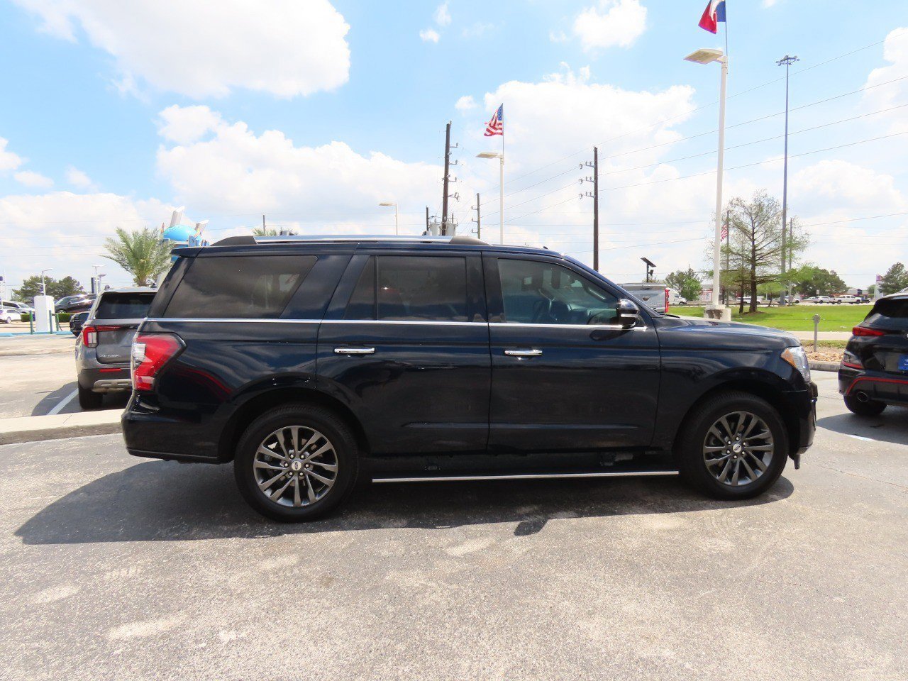 Certified 2021 Ford Expedition Limited image 6