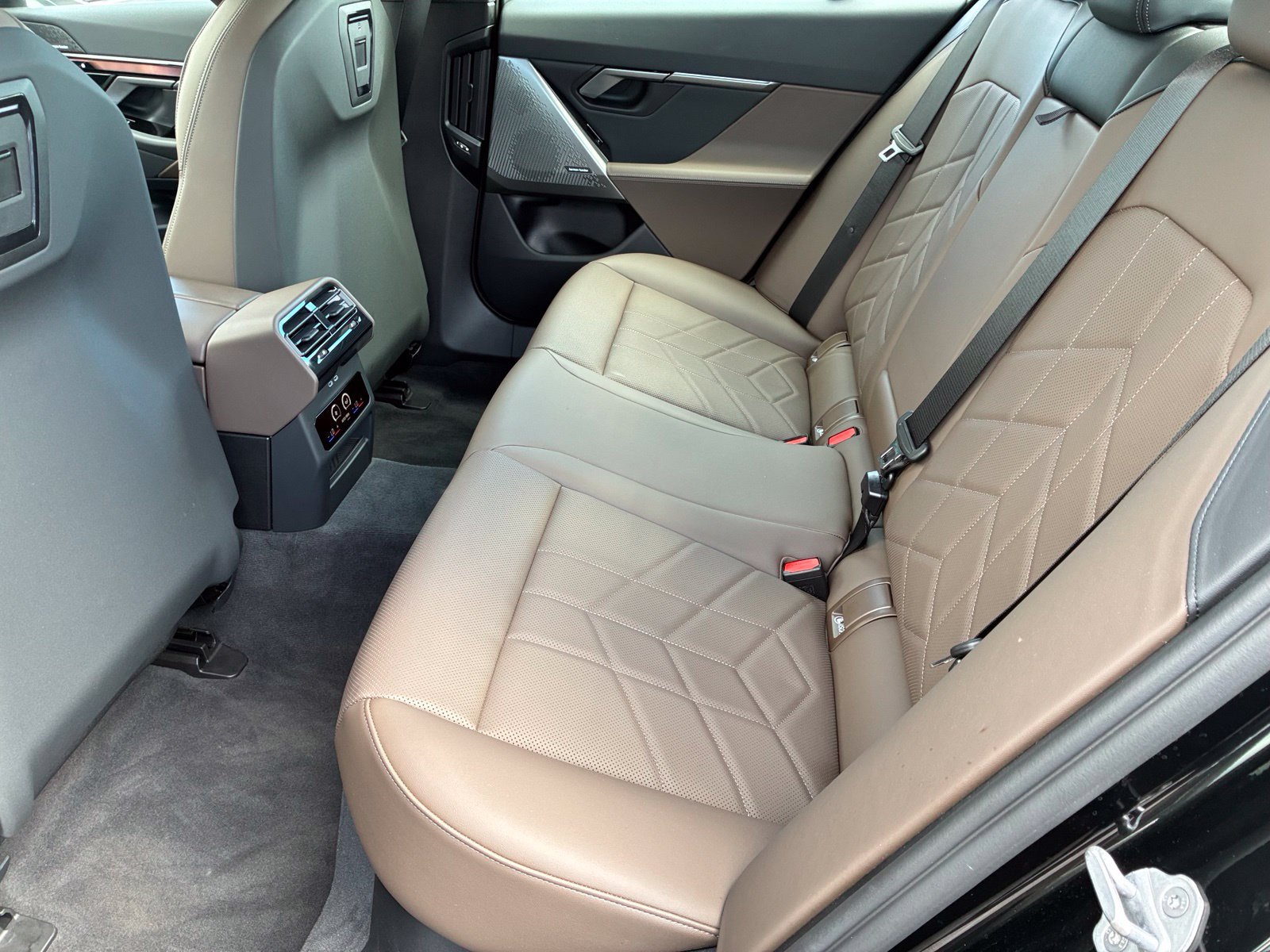 Used 2026 BMW 540i xDrive AWD/4WD image 17