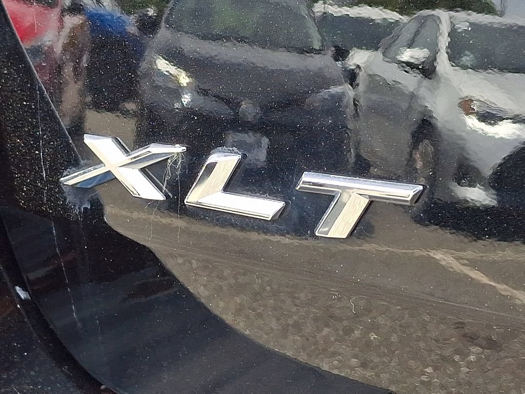 Certified 2023 Ford Explorer XLT w/ Equipment Group 202A AWD/4WD image 30