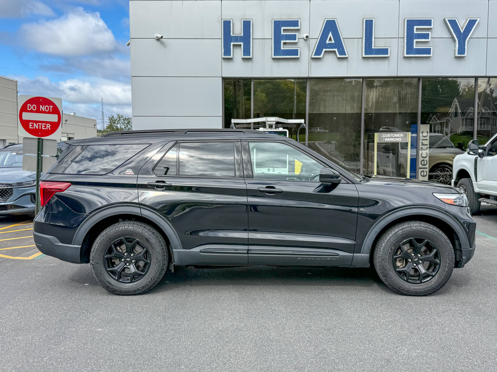 Certified 2023 Ford Explorer Timberline w/ Timberline Technology Package AWD/4WD image 8