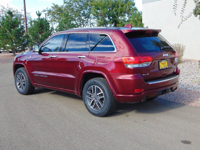 Used 2020 Jeep Grand Cherokee Overland AWD/4WD image 4