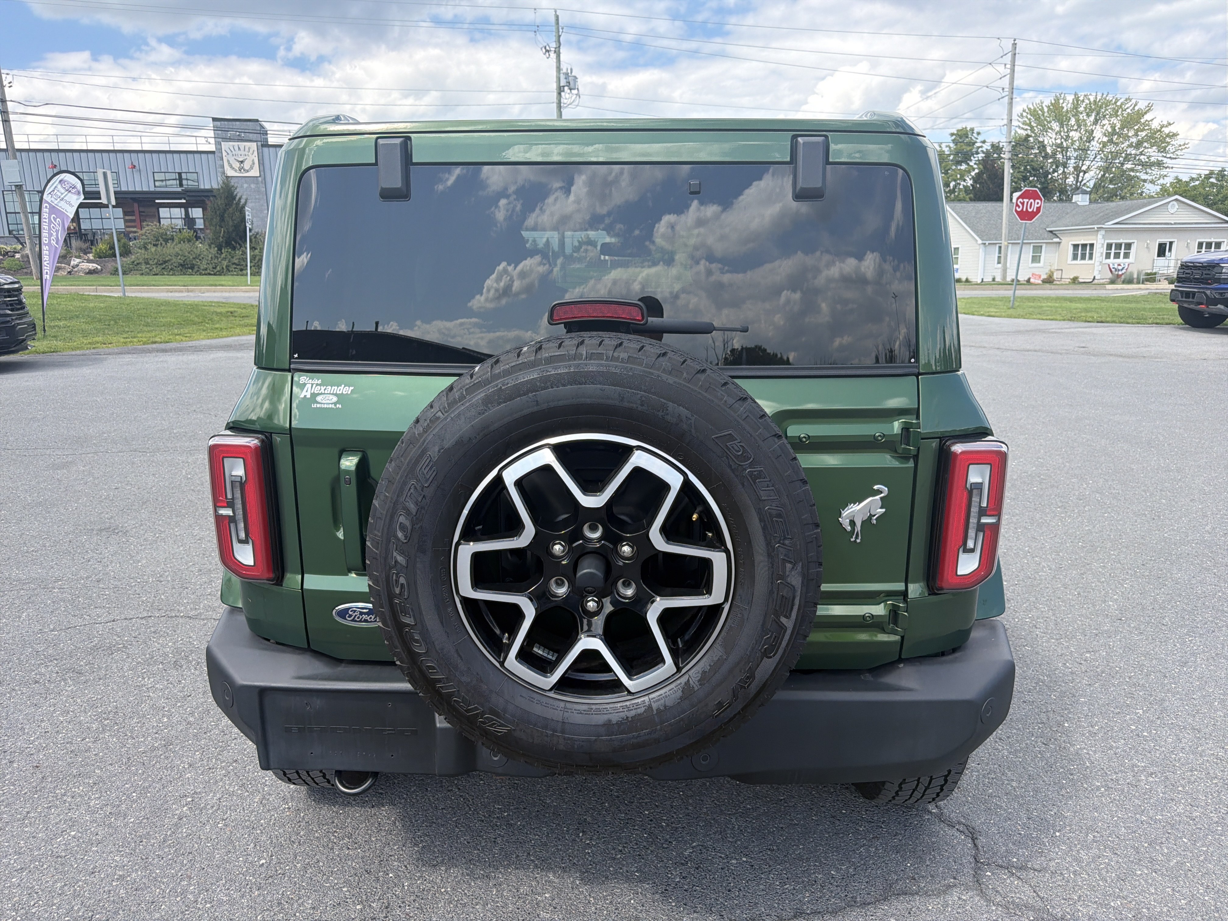 Certified 2025 Ford Bronco Outer Banks AWD/4WD image 4