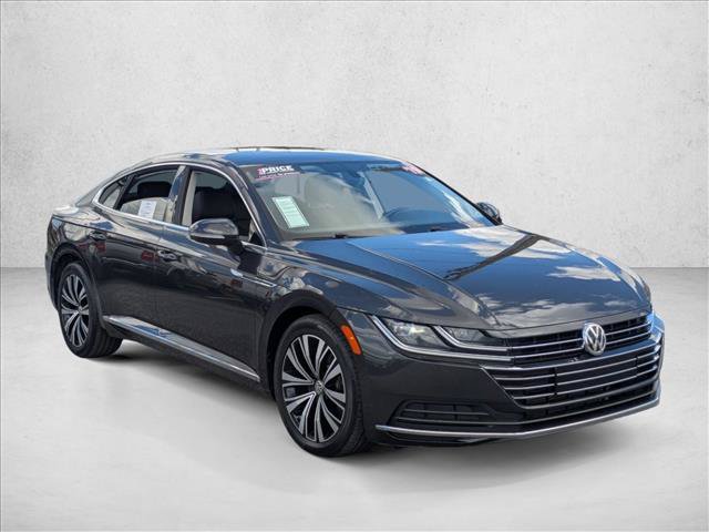 Used 2019 Volkswagen Arteon SE FWD image 3