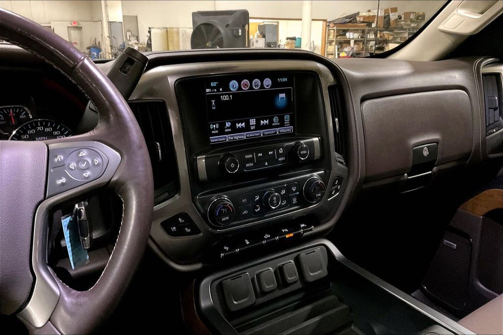 Used 2018 Chevrolet Silverado 1500 LTZ w/ Sport Package AWD/4WD image 6