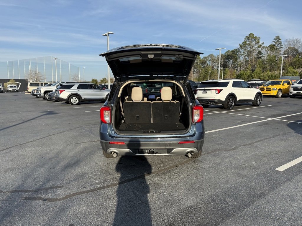 Certified 2020 Ford Explorer Limited w/ Class III Trailer Tow Package image 9