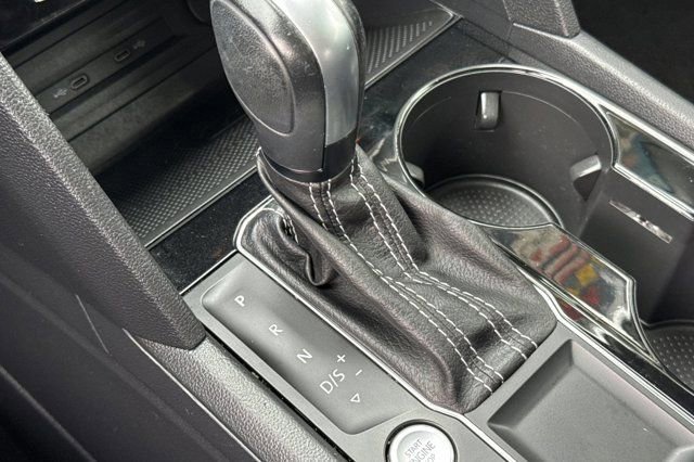 Used 2021 Volkswagen Atlas SEL R-Line image 25