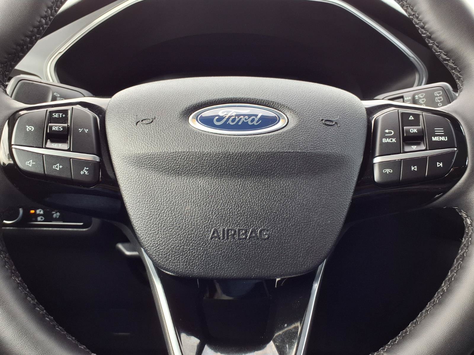 Certified 2024 Ford Escape Active AWD/4WD image 15