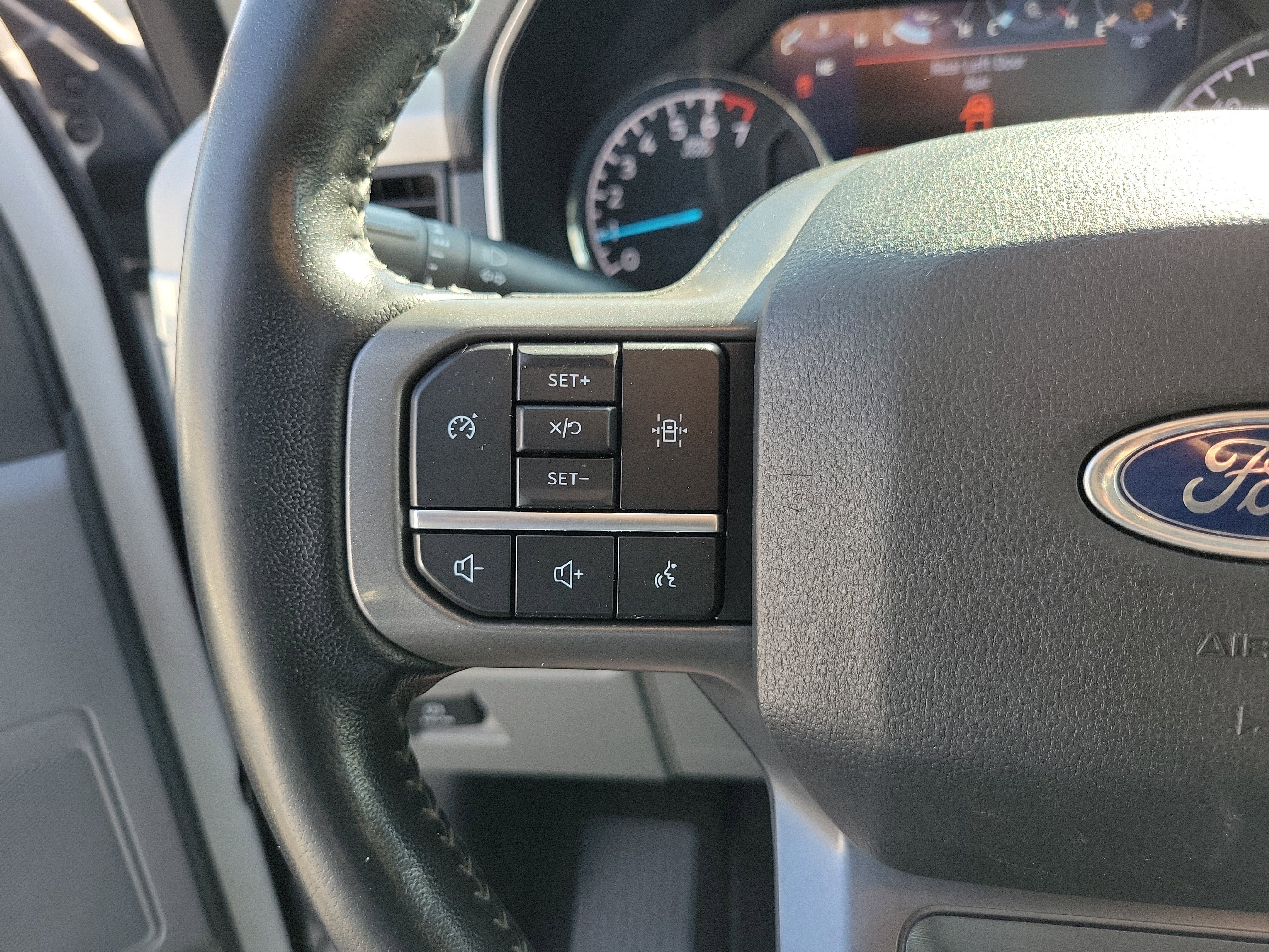 Certified 2021 Ford F150 XLT w/ Equipment Group 302A High AWD/4WD image 5