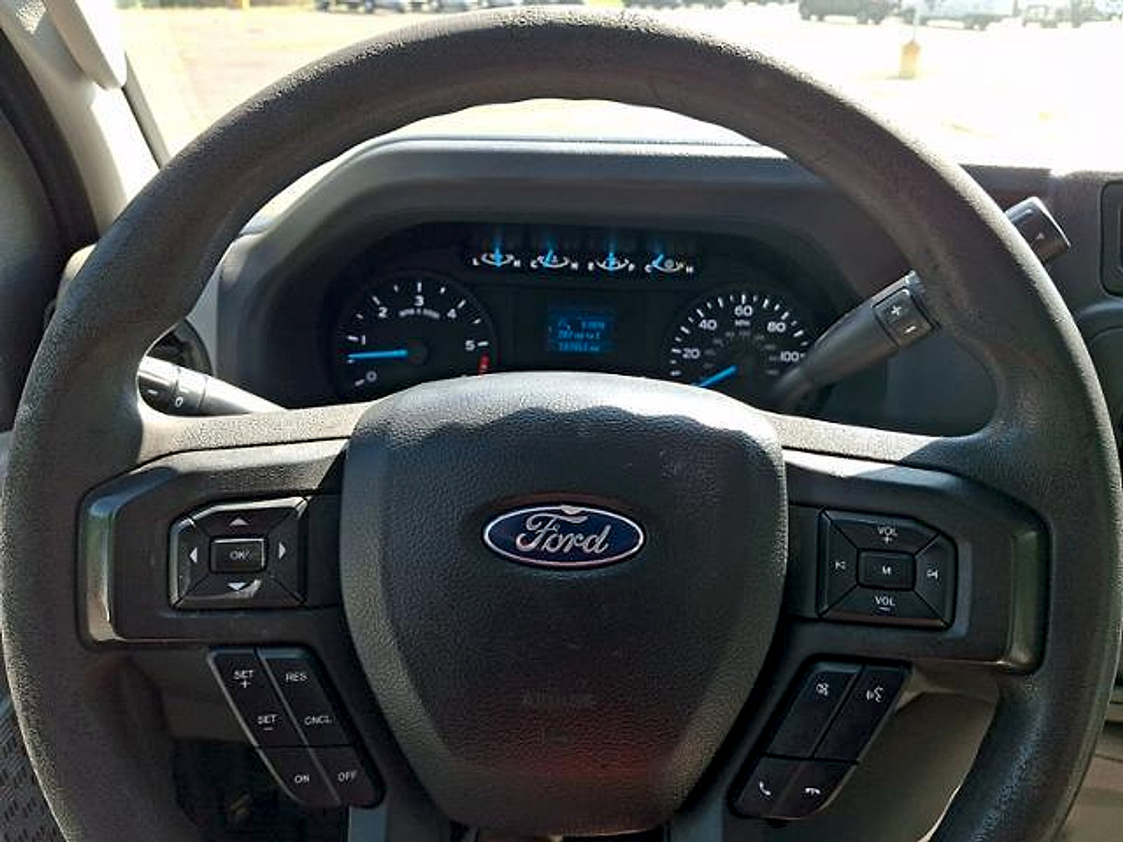 Certified 2022 Ford E-350 and Econoline 350 Super Duty w/ Power Windows & Locks Group RWD image 20