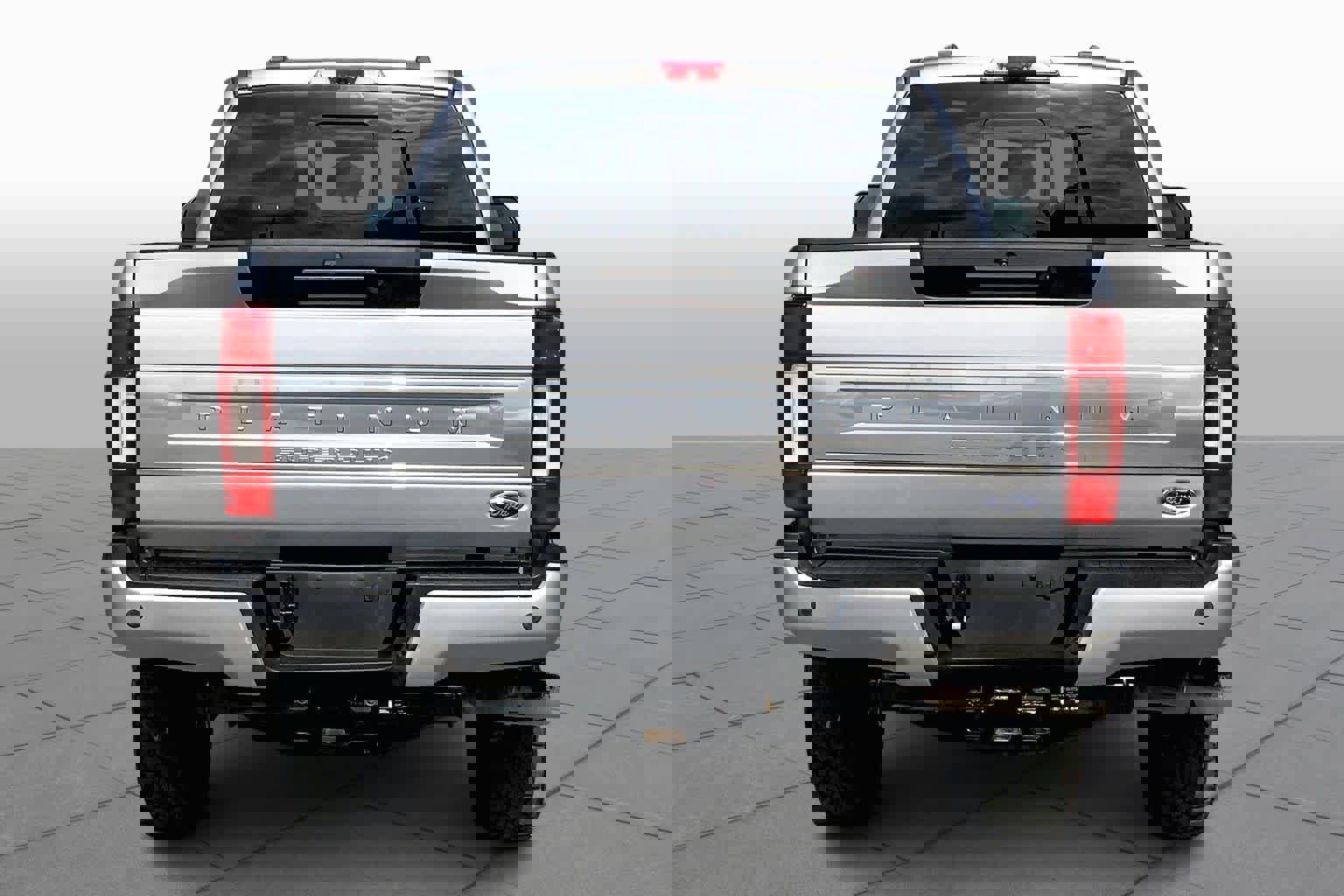 Certified 2022 Ford F250 Platinum w/ Tremor Off-Road Package image 5