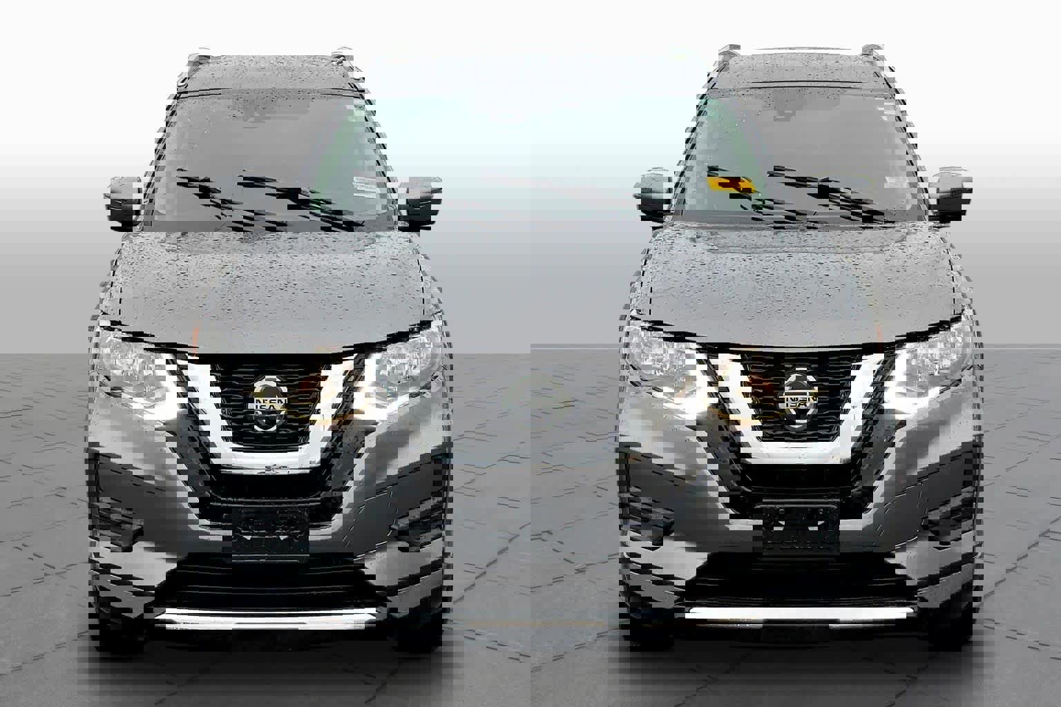 Used 2019 Nissan Rogue SV w/ Premium Package image 6