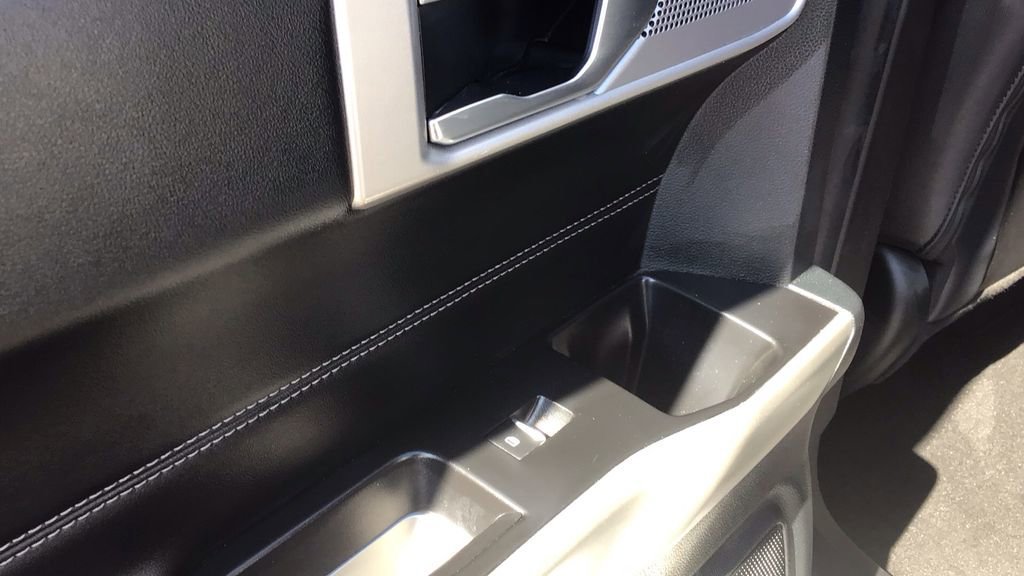 Certified 2022 Ford Explorer Limited w/ Equipment Group 301A image 16