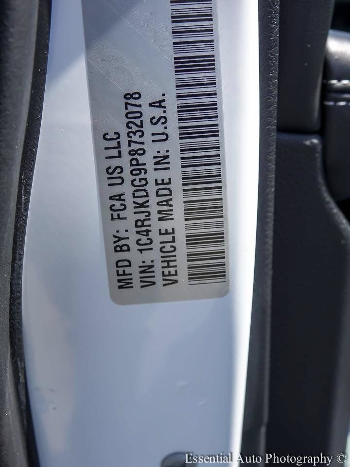 Used 2023 Jeep Grand Cherokee L Overland AWD/4WD image 29