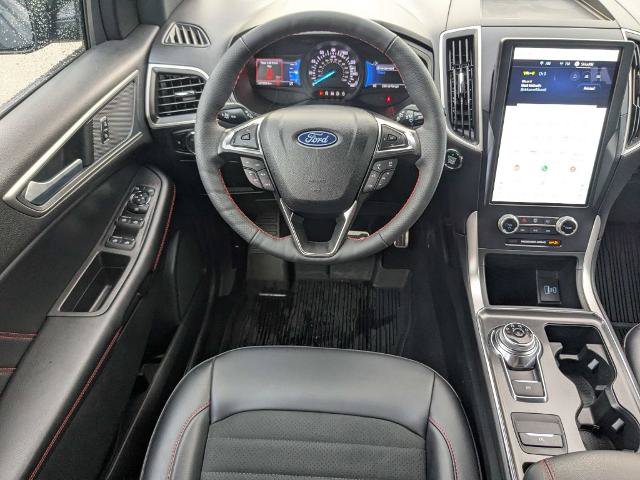 Certified 2024 Ford Edge ST-Line AWD/4WD image 16