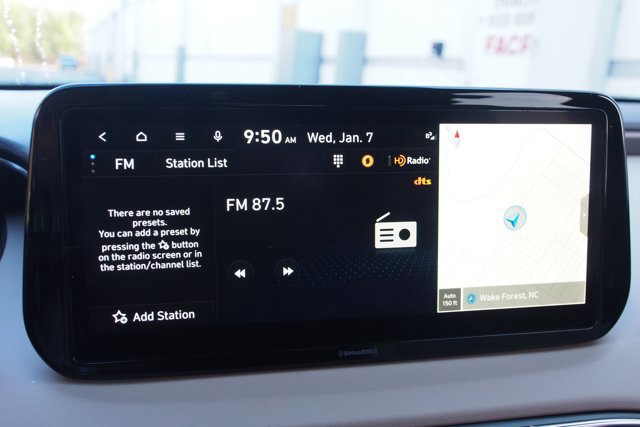 Used 2023 Hyundai Santa Fe SEL image 27