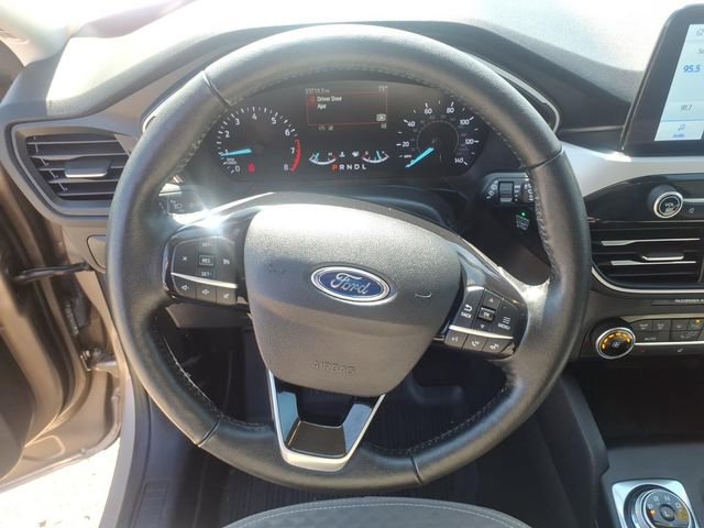 Certified 2021 Ford Escape SE w/ Cold Weather Package AWD/4WD image 17