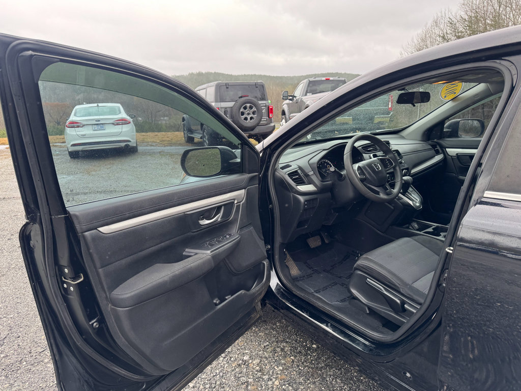 Used 2018 Honda CR-V LX image 10
