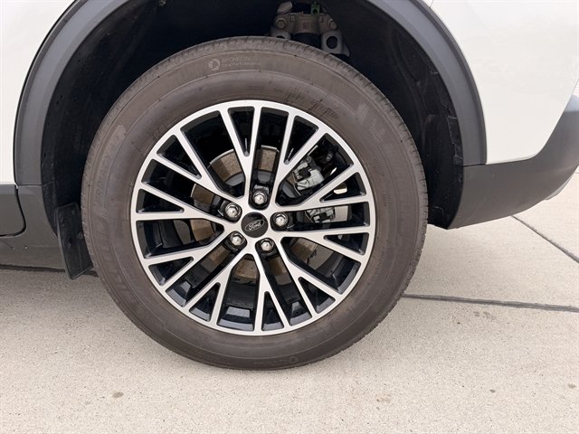 Certified 2024 Ford Escape SE FWD image 10