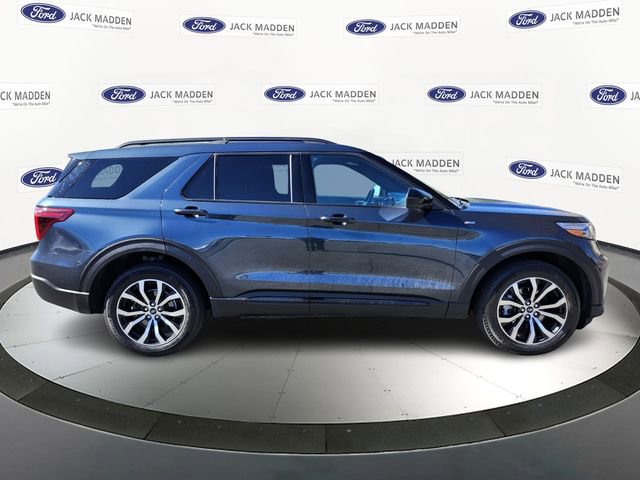 Certified 2023 Ford Explorer ST-Line image 6
