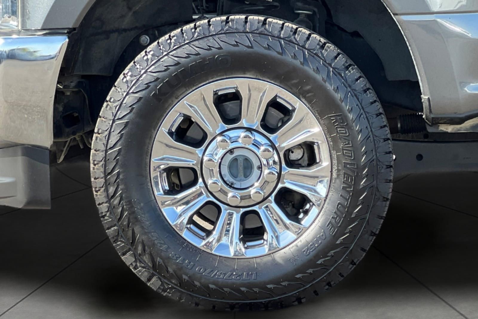 Certified 2018 Ford F250 XL w/ Power Equipment Group image 28