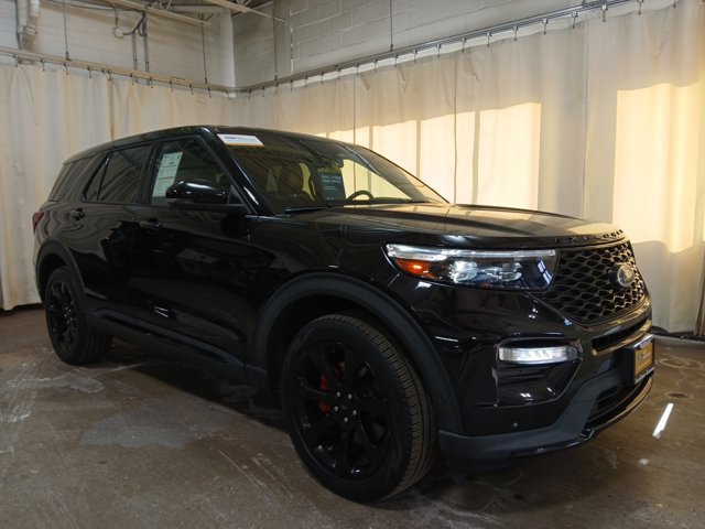 Certified 2022 Ford Explorer ST w/ Equipment Group 401A image 7