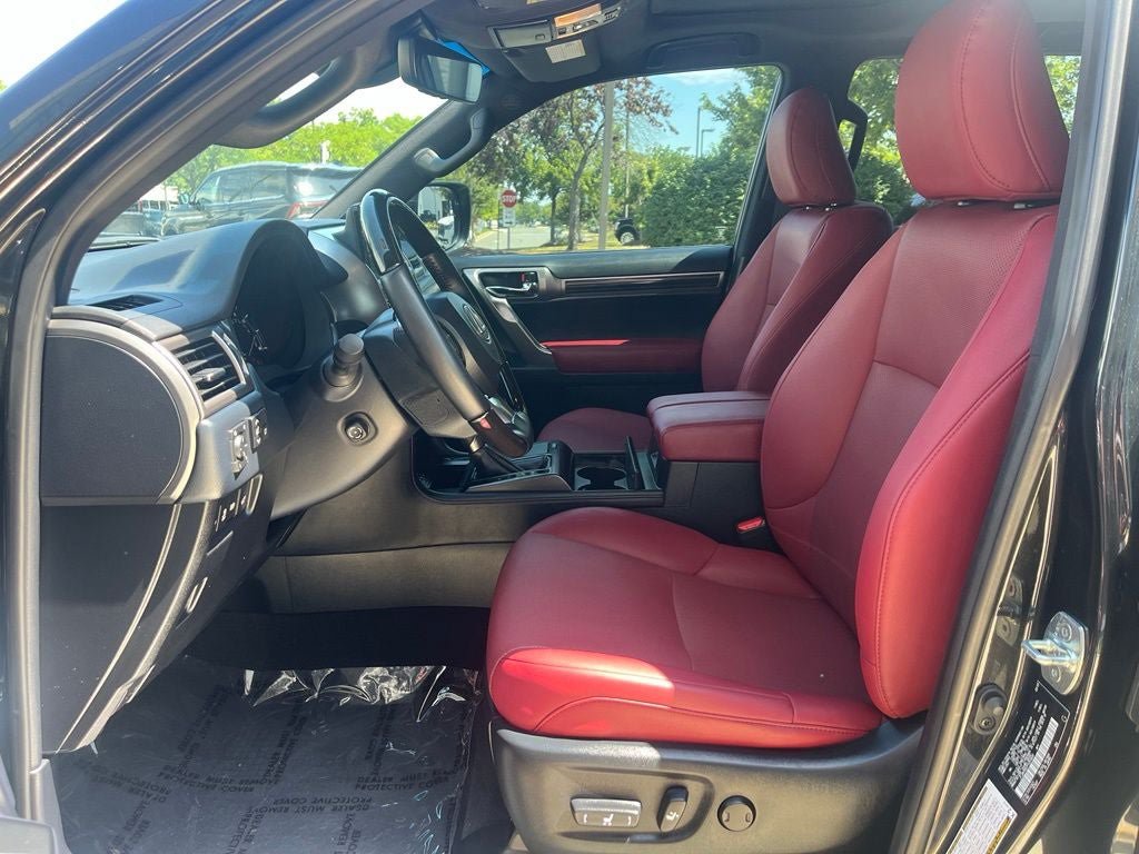 Used 2023 Lexus GX 460 Premium w/ Accessory Package AWD/4WD image 25