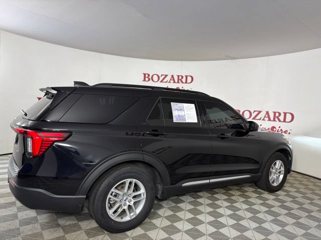 Certified 2025 Ford Explorer Active w/ Active Comfort Package RWD image 9