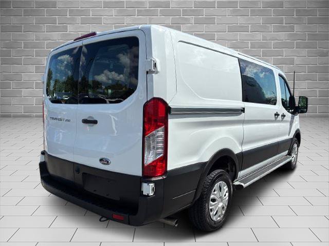 Certified 2025 Ford Transit 250 Low Roof w/ Exterior Upgrade Package RWD image 5