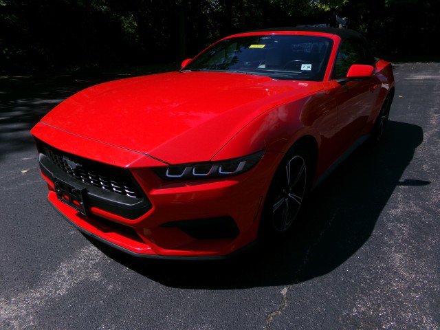 Certified 2024 Ford Mustang Premium RWD image 5