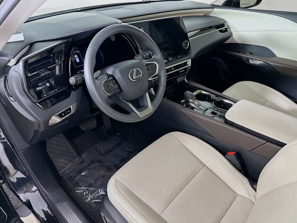 Used 2023 Lexus RX 350 FWD image 2