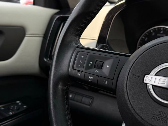 Used 2022 Nissan Pathfinder SV image 23