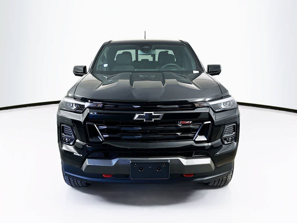 Used 2024 Chevrolet Colorado Z71 AWD/4WD image 6