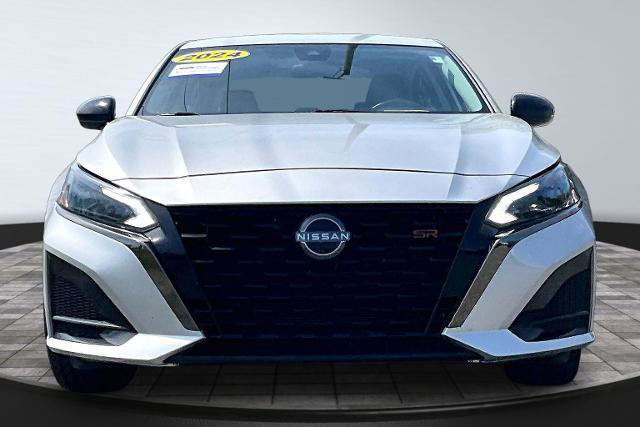 Used 2024 Nissan Altima 2.5 SR FWD image 3