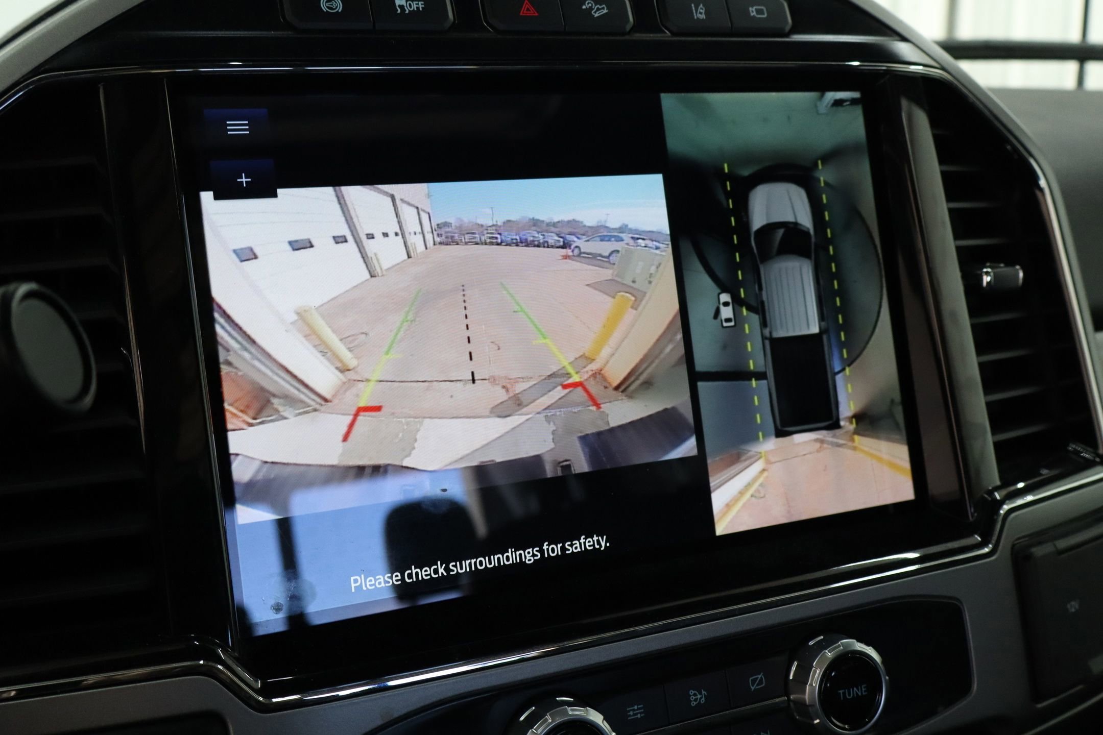 Certified 2022 Ford F250 Lariat w/ Lariat Ultimate Package image 37