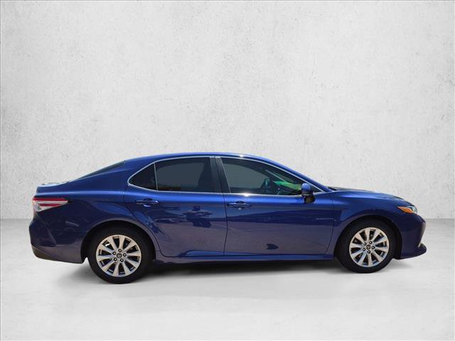 Used 2018 Toyota Camry LE w/ Convenience Package FWD image 4