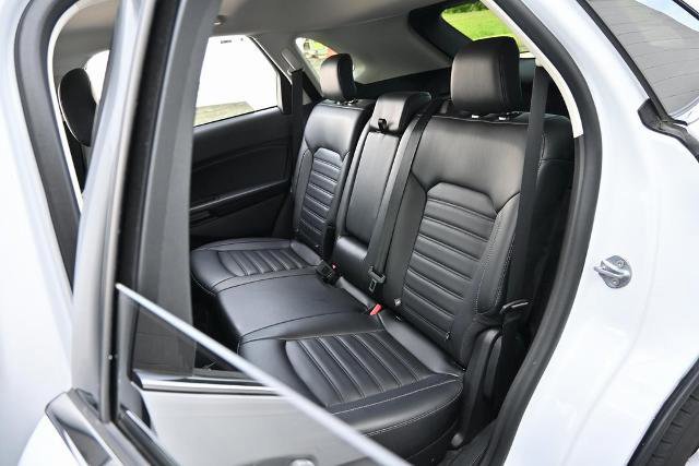 Certified 2024 Ford Edge SEL image 25