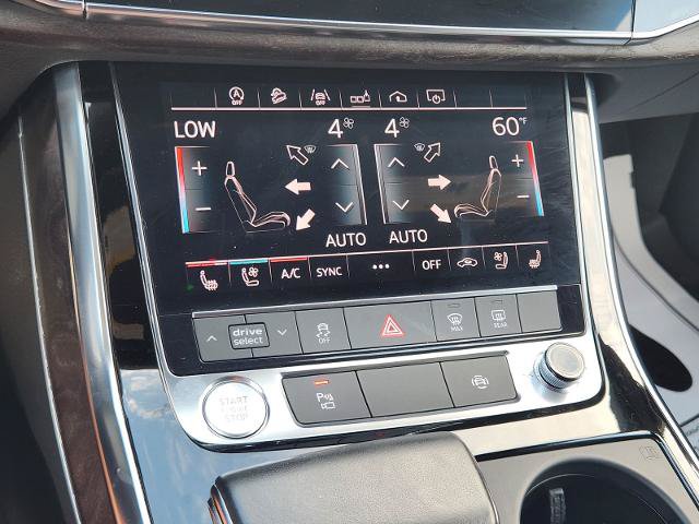 Used 2019 Audi Q8 Premium Plus w/ Premium Plus AWD/4WD image 18