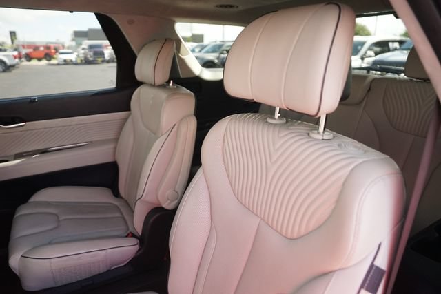 Used 2023 Hyundai Palisade Calligraphy FWD image 14