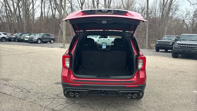 Certified 2023 Ford Explorer ST w/ Equipment Group 401A image 31