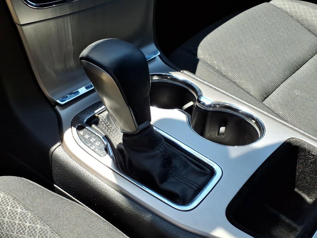 Used 2019 Jeep Grand Cherokee Laredo AWD/4WD image 19