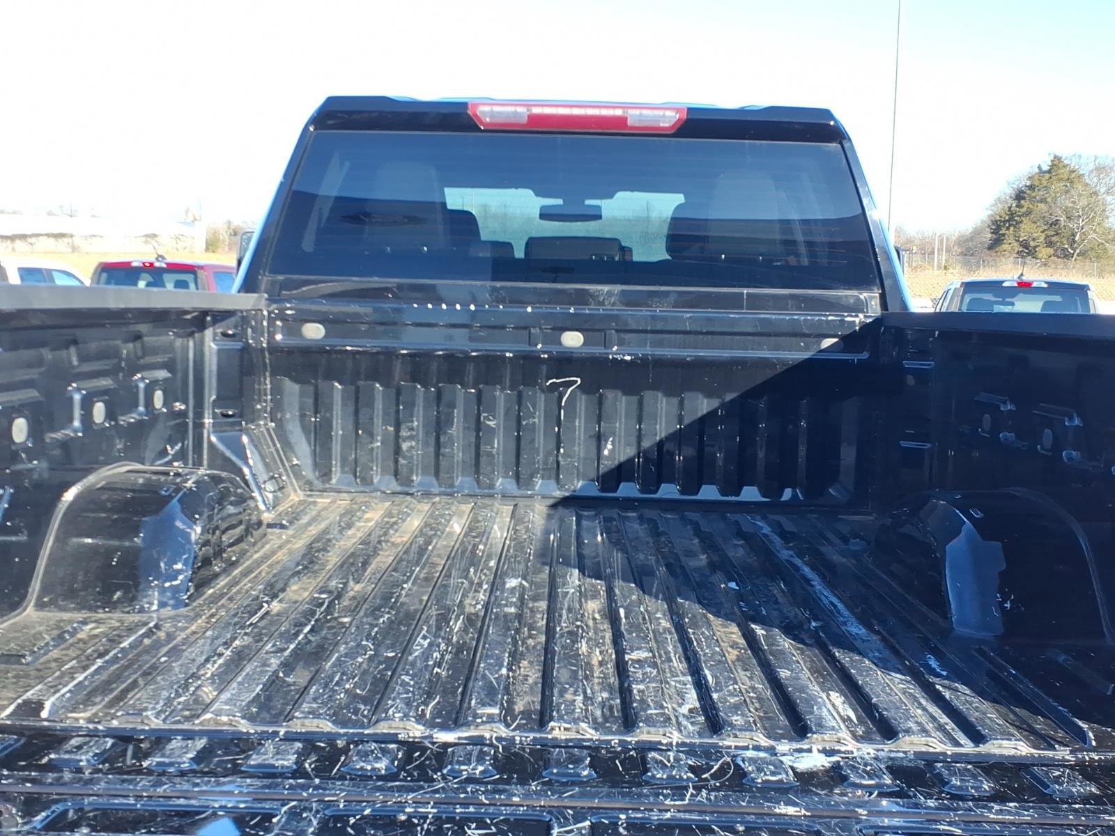 Used 2022 Chevrolet Silverado 2500 LTZ w/ Z71 Off-Road Package image 10