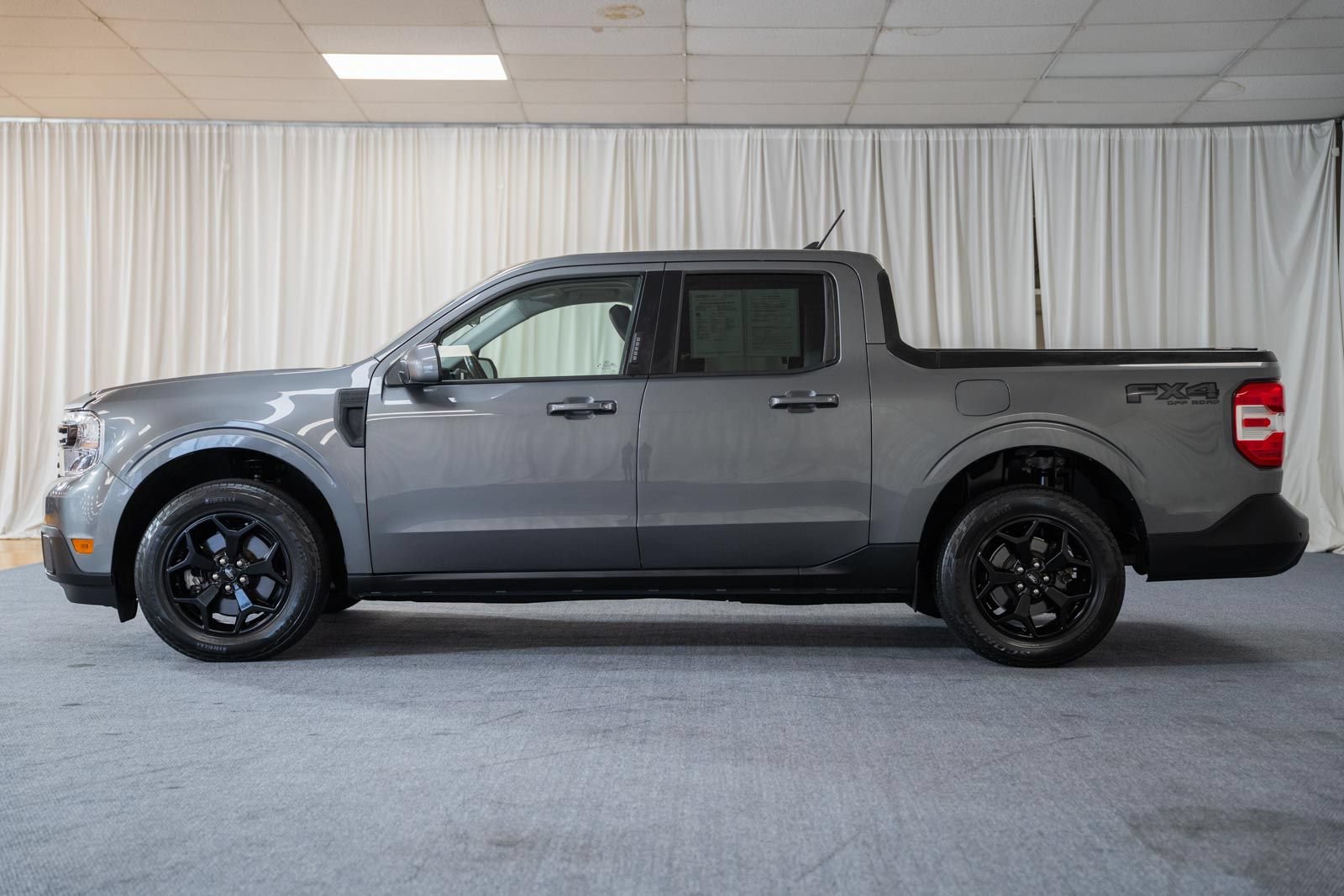Certified 2022 Ford Maverick Lariat w/ Lariat Luxury Package AWD/4WD image 4