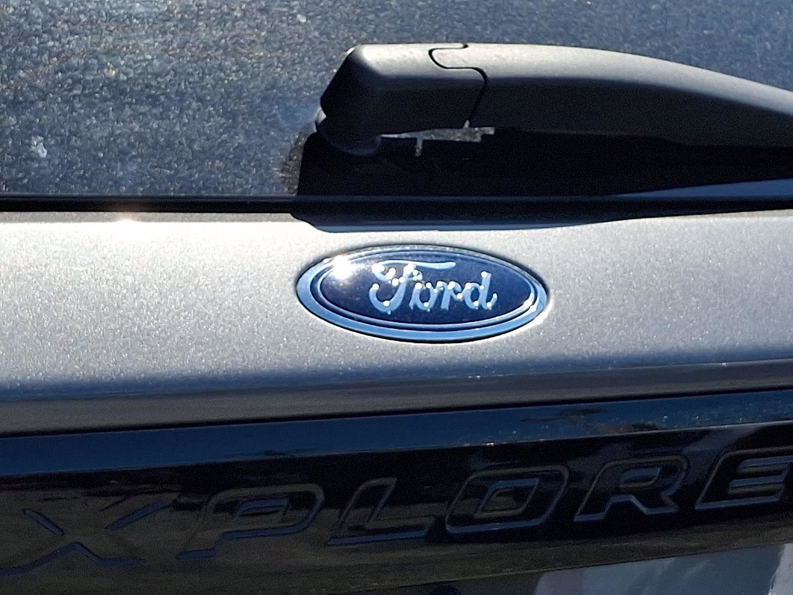 Certified 2022 Ford Explorer ST-Line w/ Class IV Trailer Tow Package AWD/4WD image 31