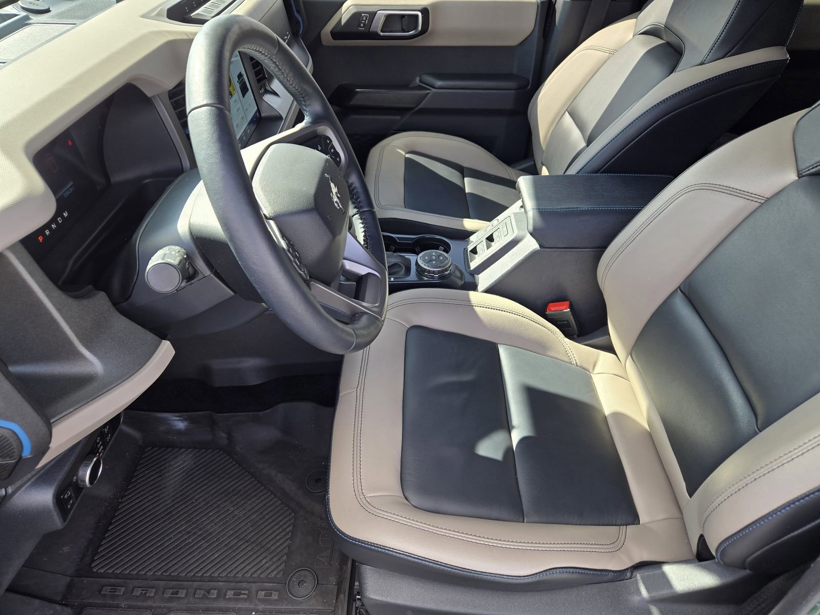 Certified 2024 Ford Bronco Wildtrak image 12