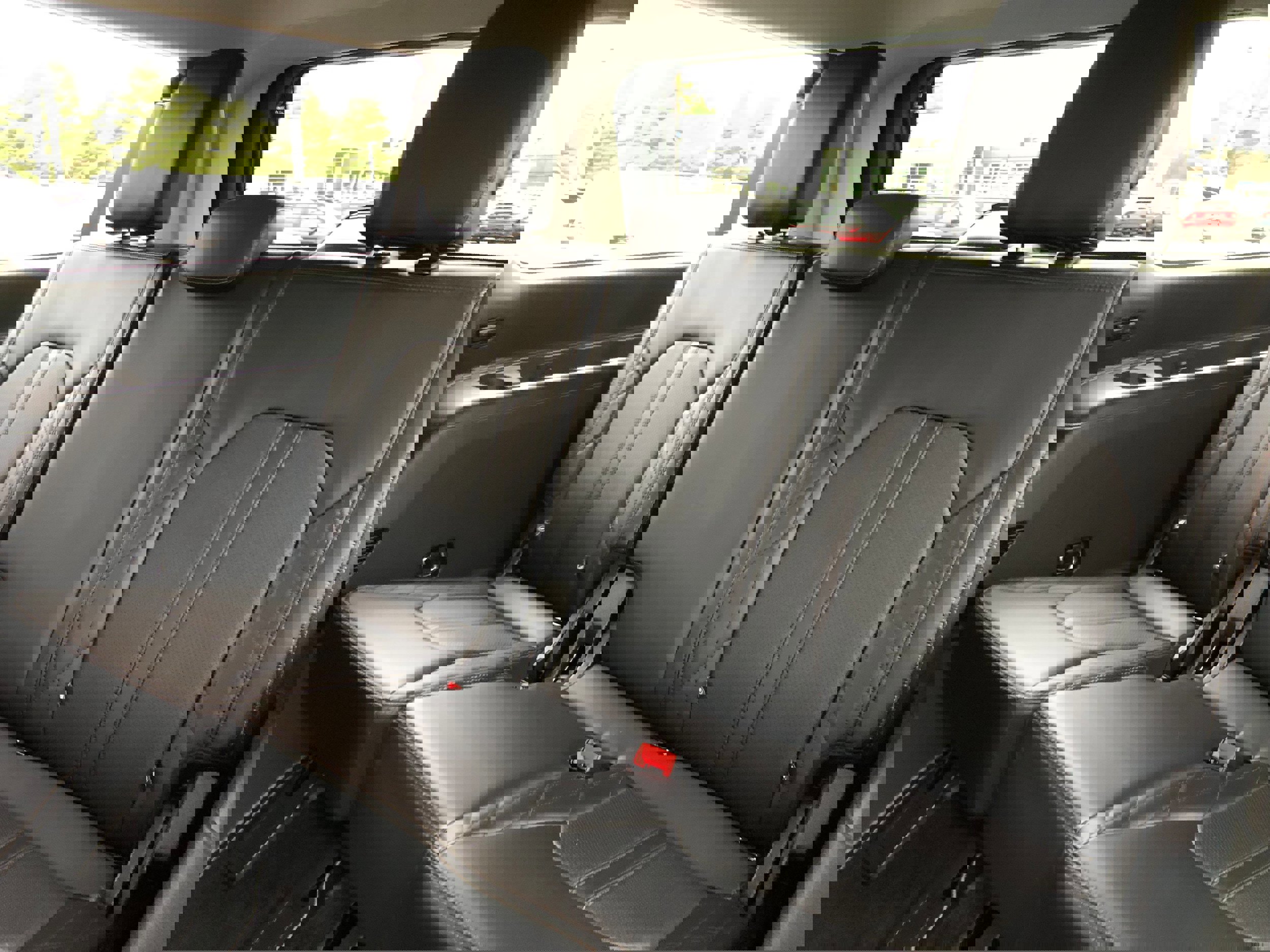 Certified 2021 Ford Expedition Max Platinum image 10