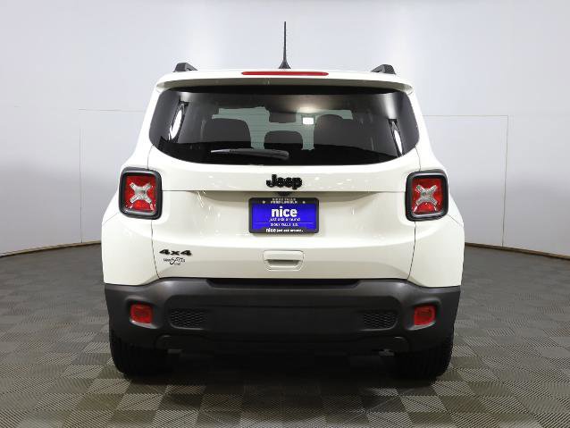 Used 2023 Jeep Renegade Altitude w/ Convenience Group I image 3