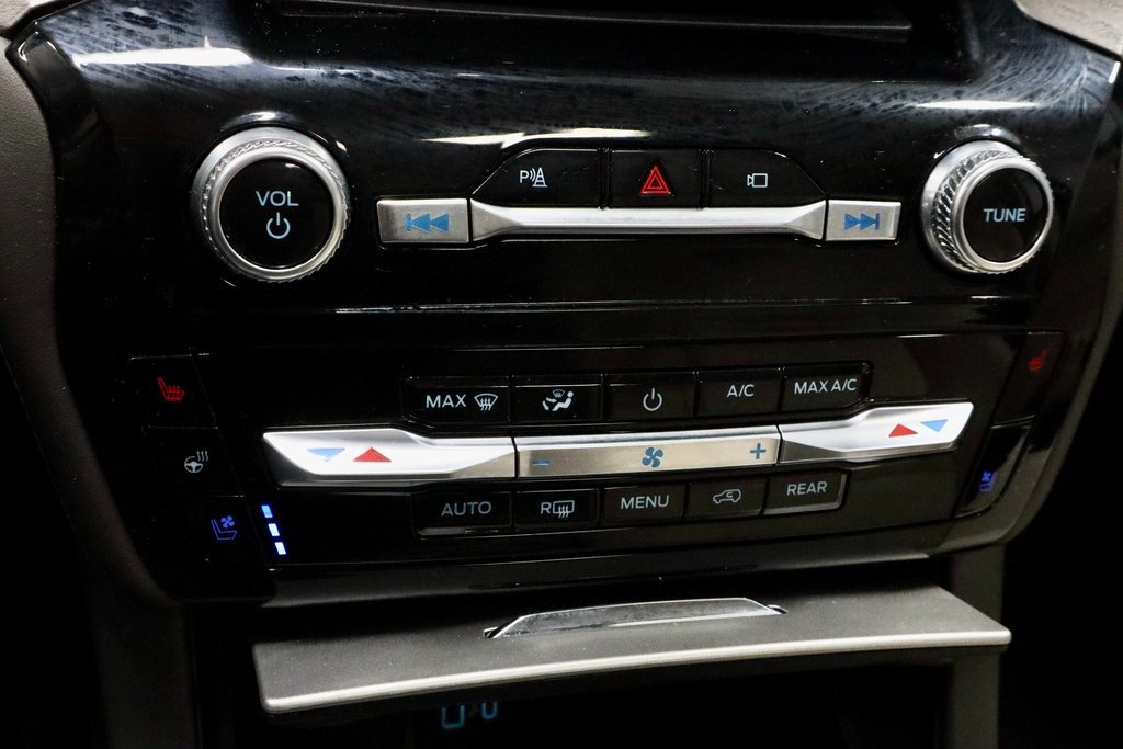 Certified 2023 Ford Explorer Platinum w/ Class IV Trailer Tow Package image 34