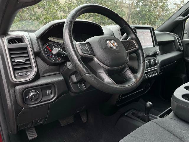 Used 2024 RAM 3500 Tradesman w/ Chrome Appearance Group AWD/4WD image 9