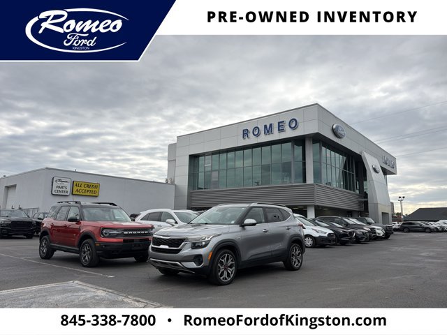Used 2021 Kia Seltos S AWD/4WD image 1