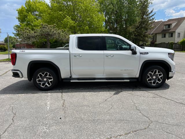 Used 2022 GMC Sierra 1500 SLT AWD/4WD image 12